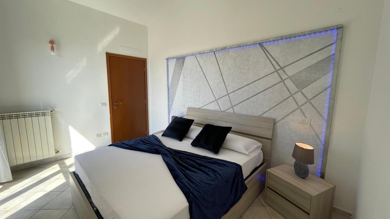 Dehomes - Relax & Business Apartments Buccinasco Bagian luar foto