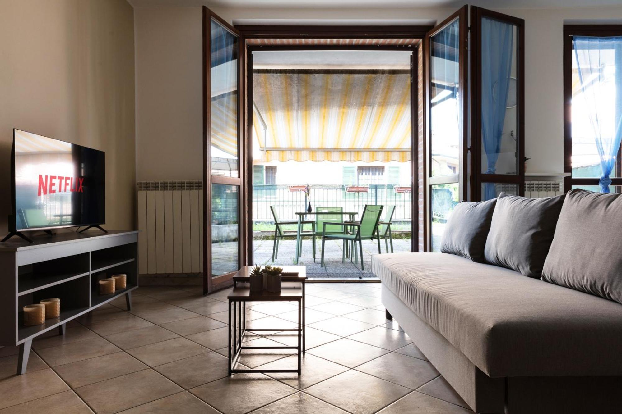 Dehomes - Relax & Business Apartments Buccinasco Bagian luar foto