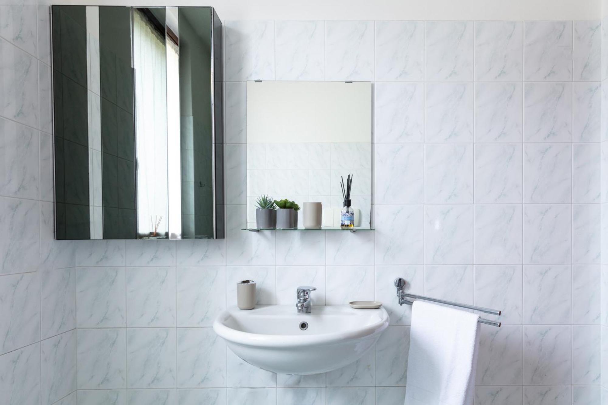 Dehomes - Relax & Business Apartments Buccinasco Bagian luar foto