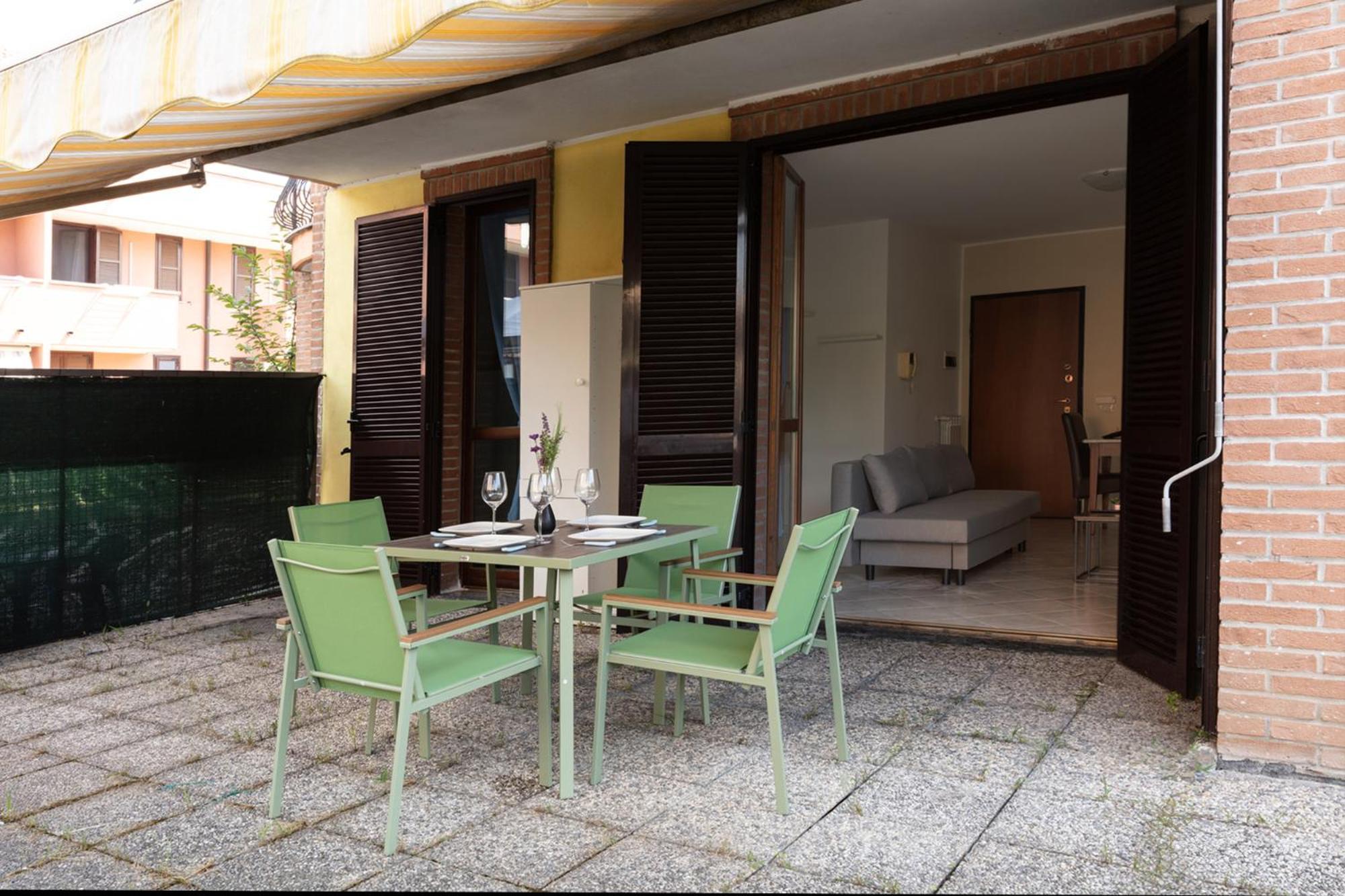 Dehomes - Relax & Business Apartments Buccinasco Bagian luar foto