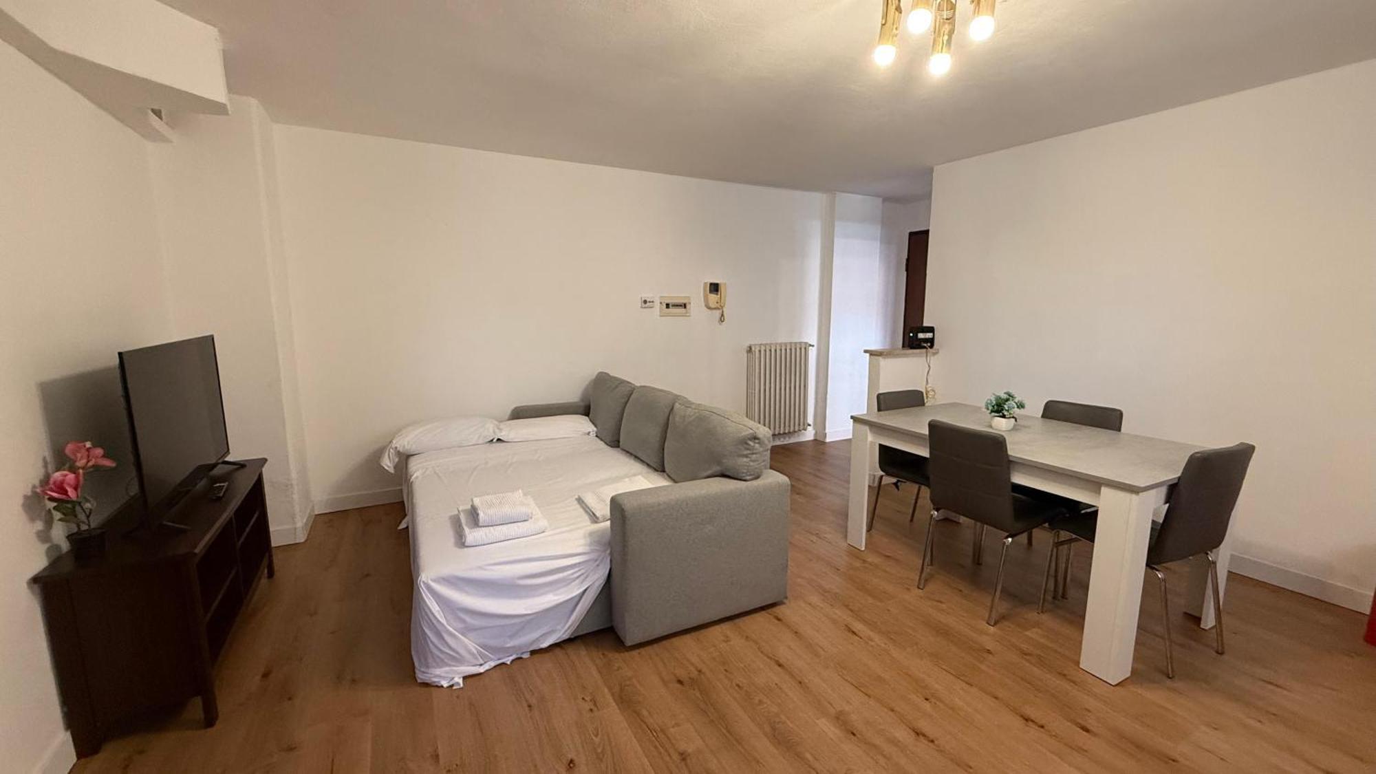 Dehomes - Relax & Business Apartments Buccinasco Ruang foto